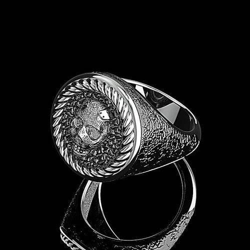 Haunting Skull Ring | Loni Design Group | Rings  | Men's jewelery|Mens jewelery| Men's pendants| men's necklace|mens Pendants| skull jewelry|Ladies Jewellery| Ladies pendants|ladies skull ring| skull wedding ring| Snake jewelry| gold| silver| Platnium|