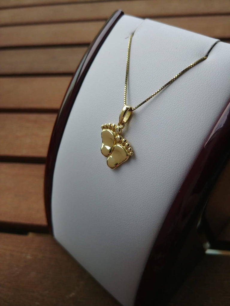 This Little Piggie Feet Pendant *Moissanite With 10k/14k/18k White, Yellow, Rose Green Gold, Gold Plated & Silver* Baby Boy Girl Mom Charm | Loni Design Group |   | Men's jewelery|Mens jewelery| Men's pendants| men's necklace|mens Pendants| skull jewelry|Ladies Jewellery| Ladies pendants|ladies skull ring| skull wedding ring| Snake jewelry| gold| silver| Platnium|