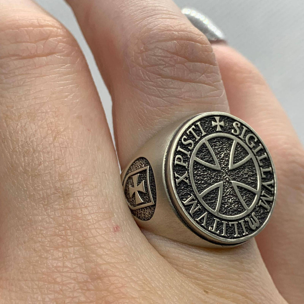 Seal Of The Knights Templar Ring | Loni Design Group | Rings  | Men's jewelery|Mens jewelery| Men's pendants| men's necklace|mens Pendants| skull jewelry|Ladies Jewellery| Ladies pendants|ladies skull ring| skull wedding ring| Snake jewelry| gold| silver| Platnium|