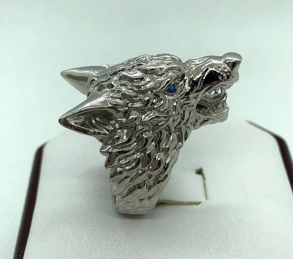 Full Moon Wolf Ring | Loni Design Group | Rings  | Men's jewelery|Mens jewelery| Men's pendants| men's necklace|mens Pendants| skull jewelry|Ladies Jewellery| Ladies pendants|ladies skull ring| skull wedding ring| Snake jewelry| gold| silver| Platnium|
