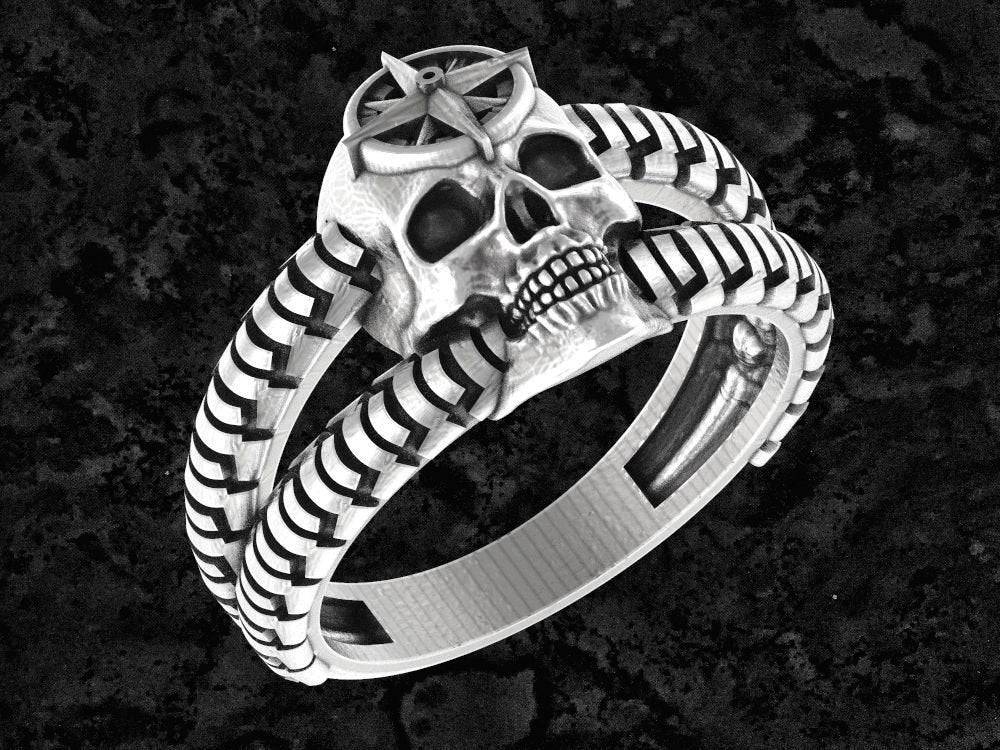 Racing Skull Ring | Loni Design Group | Rings  | Men's jewelery|Mens jewelery| Men's pendants| men's necklace|mens Pendants| skull jewelry|Ladies Jewellery| Ladies pendants|ladies skull ring| skull wedding ring| Snake jewelry| gold| silver| Platnium|