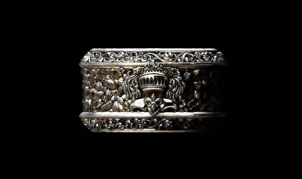 Ancient Lily Ring | Loni Design Group | Rings  | Men's jewelery|Mens jewelery| Men's pendants| men's necklace|mens Pendants| skull jewelry|Ladies Jewellery| Ladies pendants|ladies skull ring| skull wedding ring| Snake jewelry| gold| silver| Platnium|