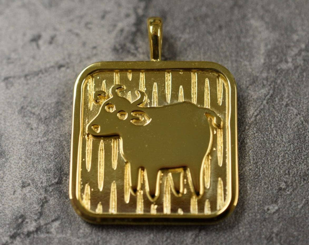 Earnest Year Of The Ox Pendant *10k/14k/18k White, Yellow, Rose, Green Gold, Gold Plated & Silver* Chinese Zodiac Horoscope Charm Necklace | Loni Design Group |   | Men's jewelery|Mens jewelery| Men's pendants| men's necklace|mens Pendants| skull jewelry|Ladies Jewellery| Ladies pendants|ladies skull ring| skull wedding ring| Snake jewelry| gold| silver| Platnium|
