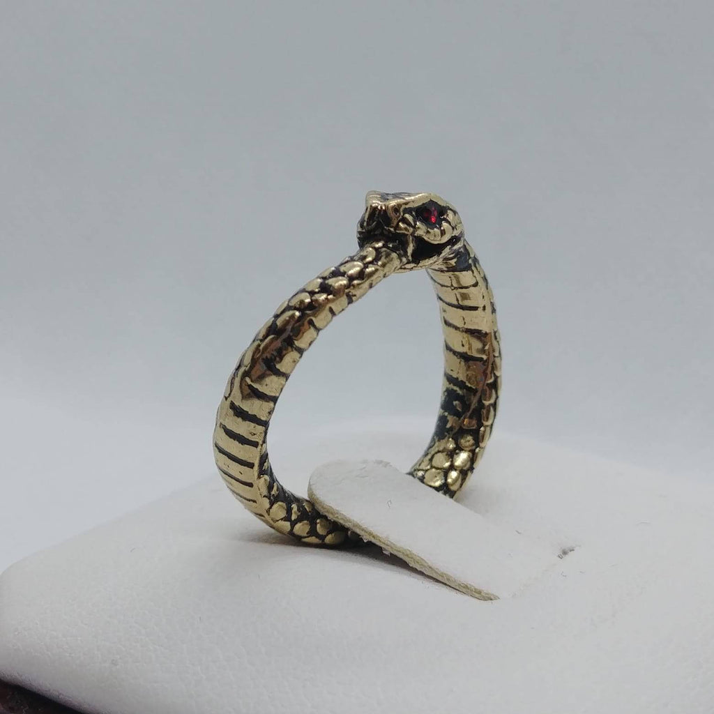 Garter Ouroboros Snake Ring | Loni Design Group | Rings  | Men's jewelery|Mens jewelery| Men's pendants| men's necklace|mens Pendants| skull jewelry|Ladies Jewellery| Ladies pendants|ladies skull ring| skull wedding ring| Snake jewelry| gold| silver| Platnium|