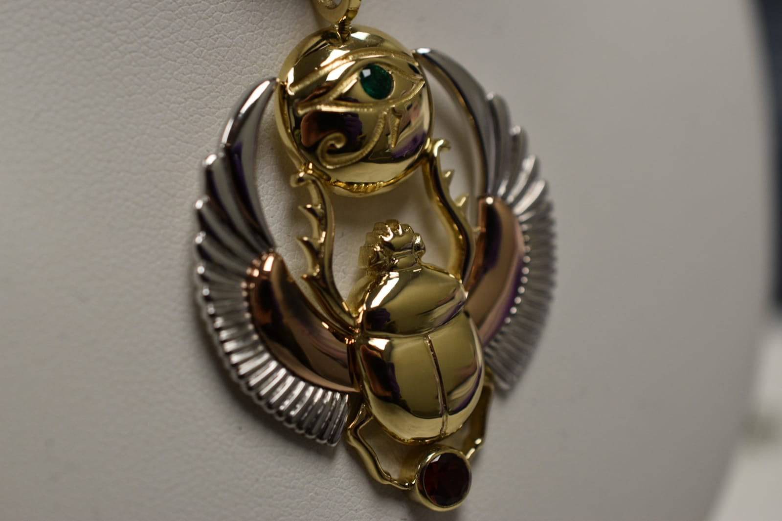 Egypt Scarab Pendant *10k/14k/18k White, Yellow, Rose, Green Gold