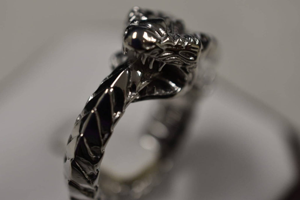 Armored Ourboros Ring | Loni Design Group | Rings  | Men's jewelery|Mens jewelery| Men's pendants| men's necklace|mens Pendants| skull jewelry|Ladies Jewellery| Ladies pendants|ladies skull ring| skull wedding ring| Snake jewelry| gold| silver| Platnium|