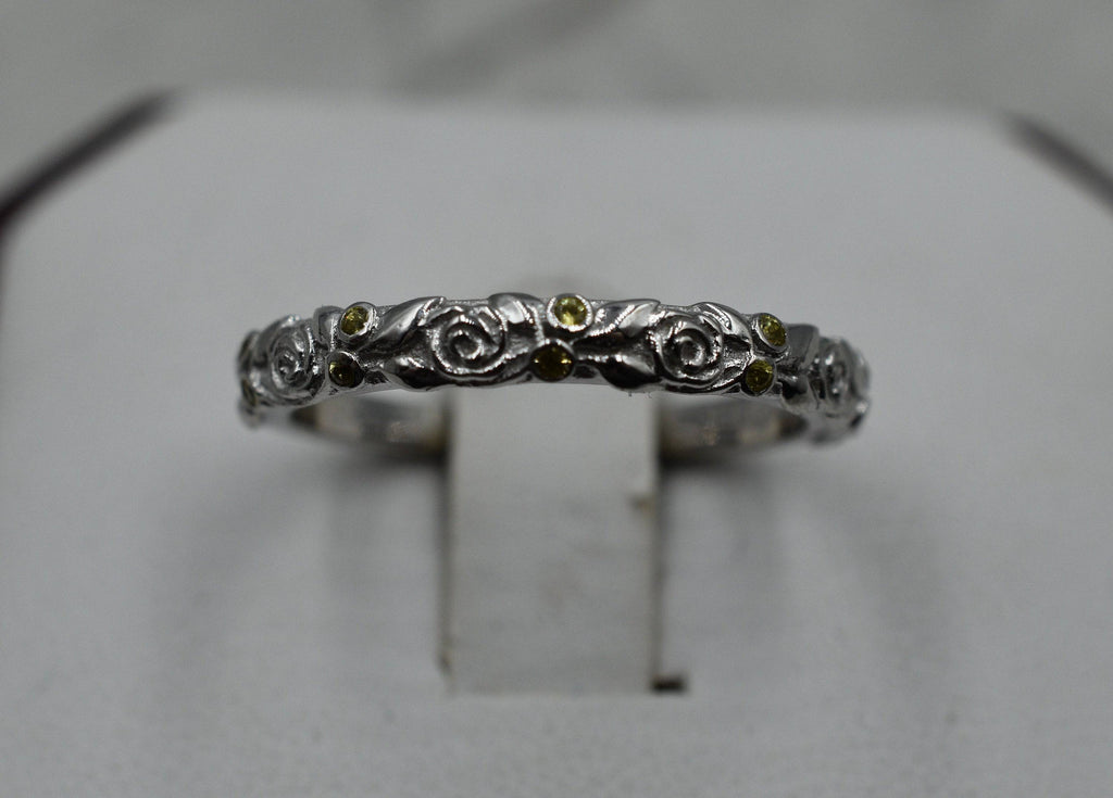 Rose Wreath Ring | Loni Design Group | Rings  | Men's jewelery|Mens jewelery| Men's pendants| men's necklace|mens Pendants| skull jewelry|Ladies Jewellery| Ladies pendants|ladies skull ring| skull wedding ring| Snake jewelry| gold| silver| Platnium|