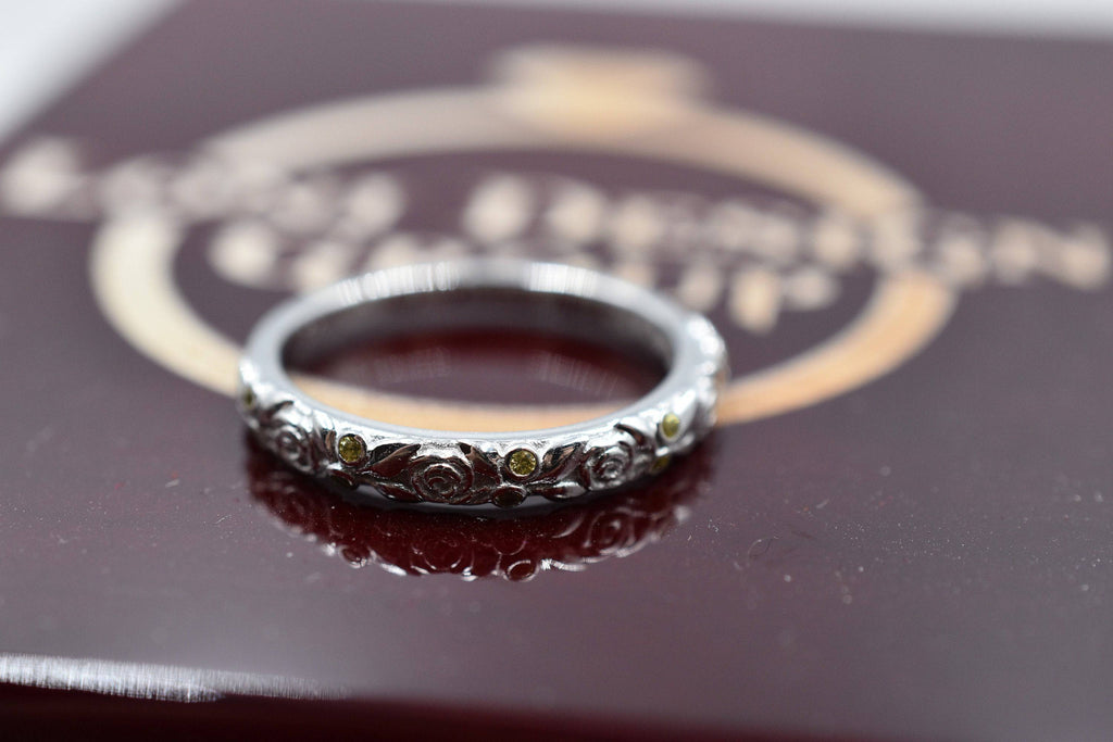 Rose Wreath Ring | Loni Design Group | Rings  | Men's jewelery|Mens jewelery| Men's pendants| men's necklace|mens Pendants| skull jewelry|Ladies Jewellery| Ladies pendants|ladies skull ring| skull wedding ring| Snake jewelry| gold| silver| Platnium|