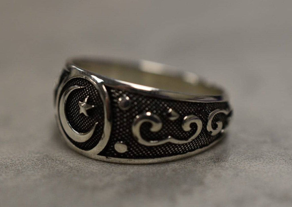 Celestial Islam Ring | Loni Design Group | Rings  | Men's jewelery|Mens jewelery| Men's pendants| men's necklace|mens Pendants| skull jewelry|Ladies Jewellery| Ladies pendants|ladies skull ring| skull wedding ring| Snake jewelry| gold| silver| Platnium|
