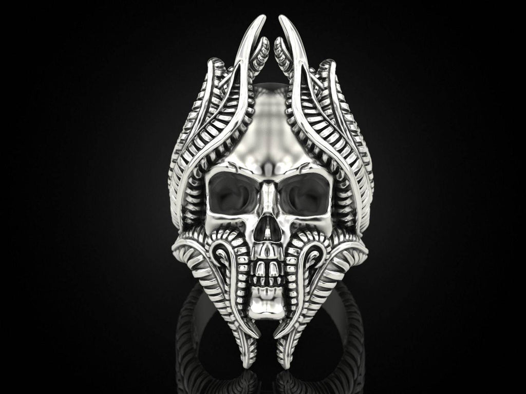 Death From The Depths Skull Ring *10k/14k/18k White, Yellow, Rose, Green Gold, Gold Plated & Silver* Tentacle Punk Gothic Thumb Pinky Men | Loni Design Group |   | Men's jewelery|Mens jewelery| Men's pendants| men's necklace|mens Pendants| skull jewelry|Ladies Jewellery| Ladies pendants|ladies skull ring| skull wedding ring| Snake jewelry| gold| silver| Platnium|