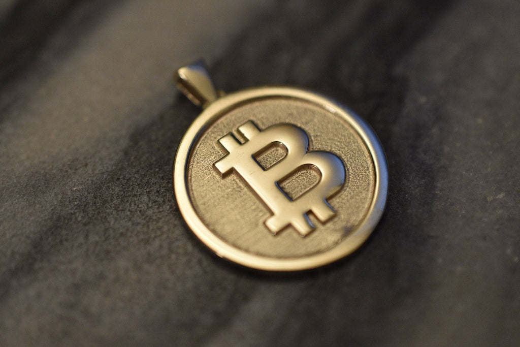 Bitcoin Pendant *10k/14k/18k White, Yellow Rose Green Gold, Gold Plated & Silver* Crypto Currency Money Invest Finance Symbol Charm Necklace | Loni Design Group |   | Men's jewelery|Mens jewelery| Men's pendants| men's necklace|mens Pendants| skull jewelry|Ladies Jewellery| Ladies pendants|ladies skull ring| skull wedding ring| Snake jewelry| gold| silver| Platnium|